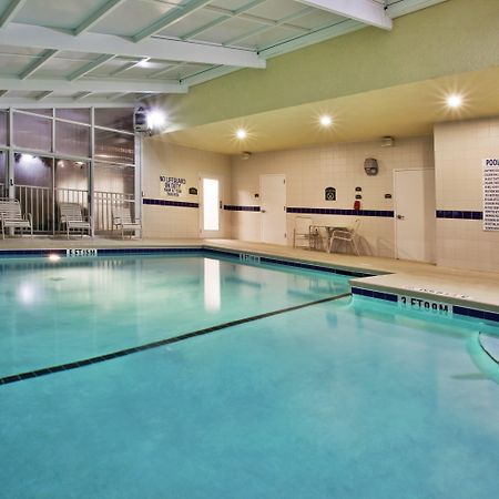 Holiday Inn Brunswick I-95 Экстерьер фото