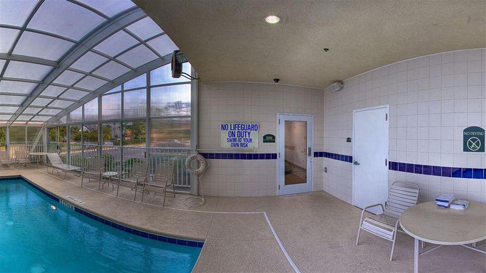 Holiday Inn Brunswick I-95 Экстерьер фото