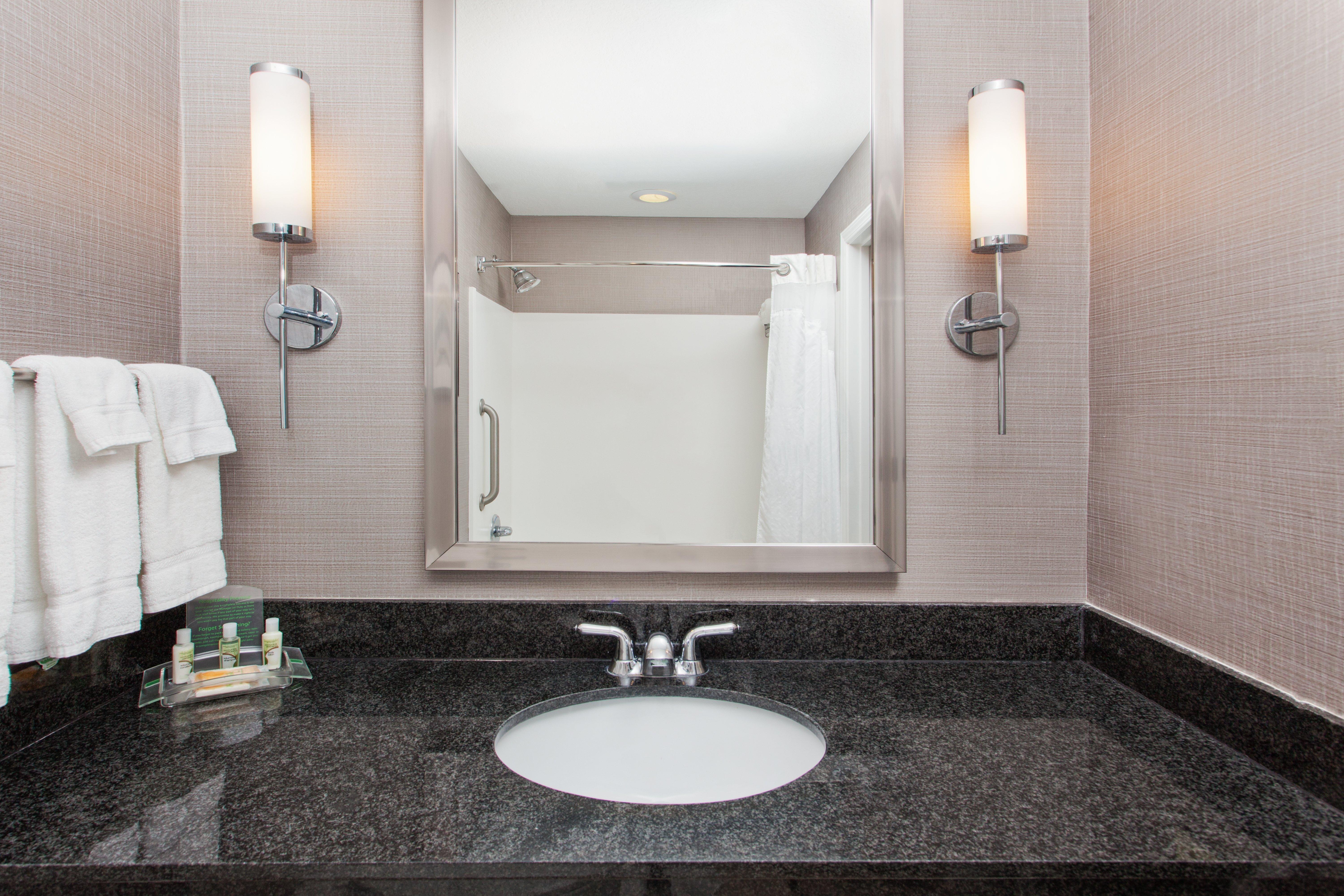 Holiday Inn Brunswick I-95 Экстерьер фото