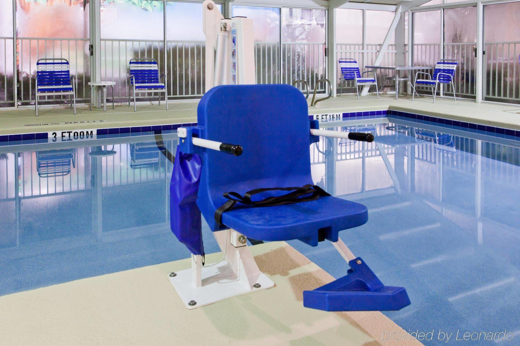 Holiday Inn Brunswick I-95 Экстерьер фото